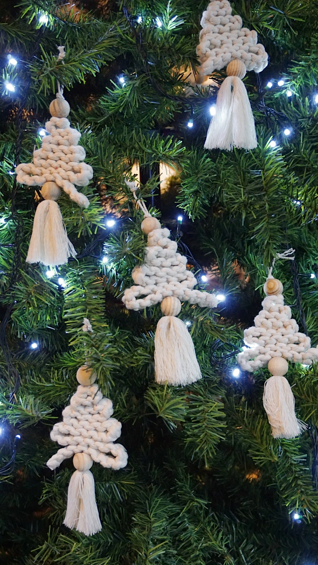 ARBOLITO NAVIDEÑO - Ornamento Navidad Macramé