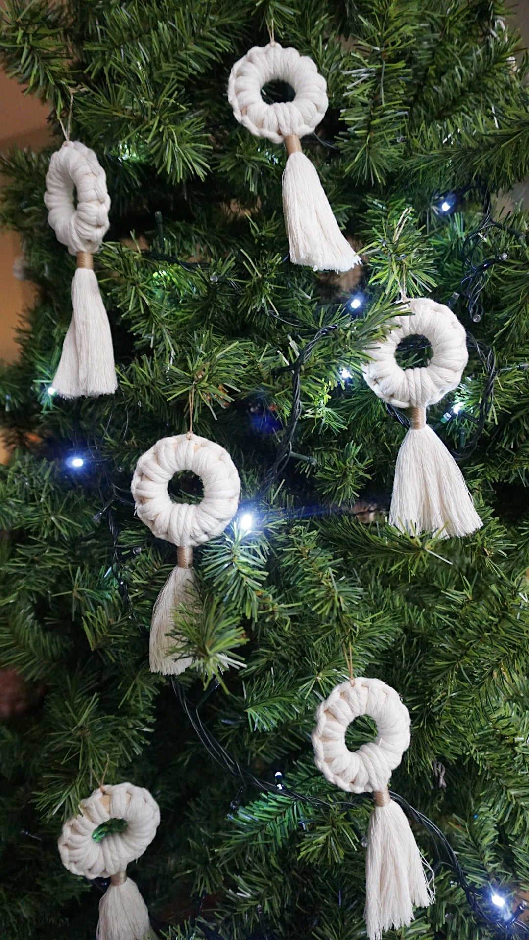 ESFERA MACRAMÉ- Ornamento Navidad Macramé