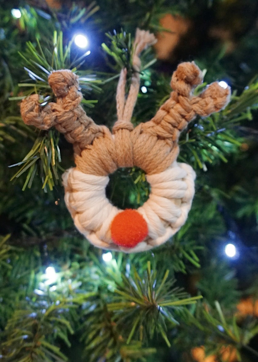 RENO - Ornamento Navidad Macramé