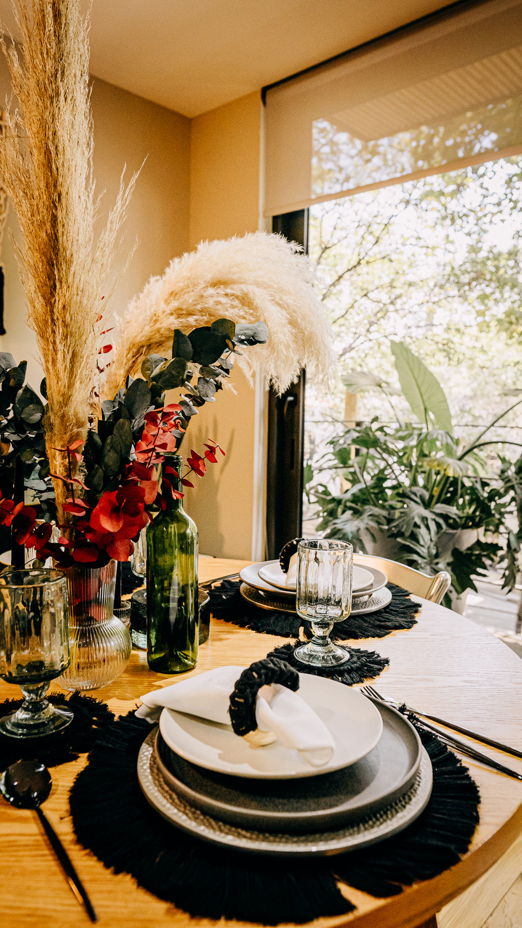 CIRROS -  BAJO PLATO - Mantel Macramé