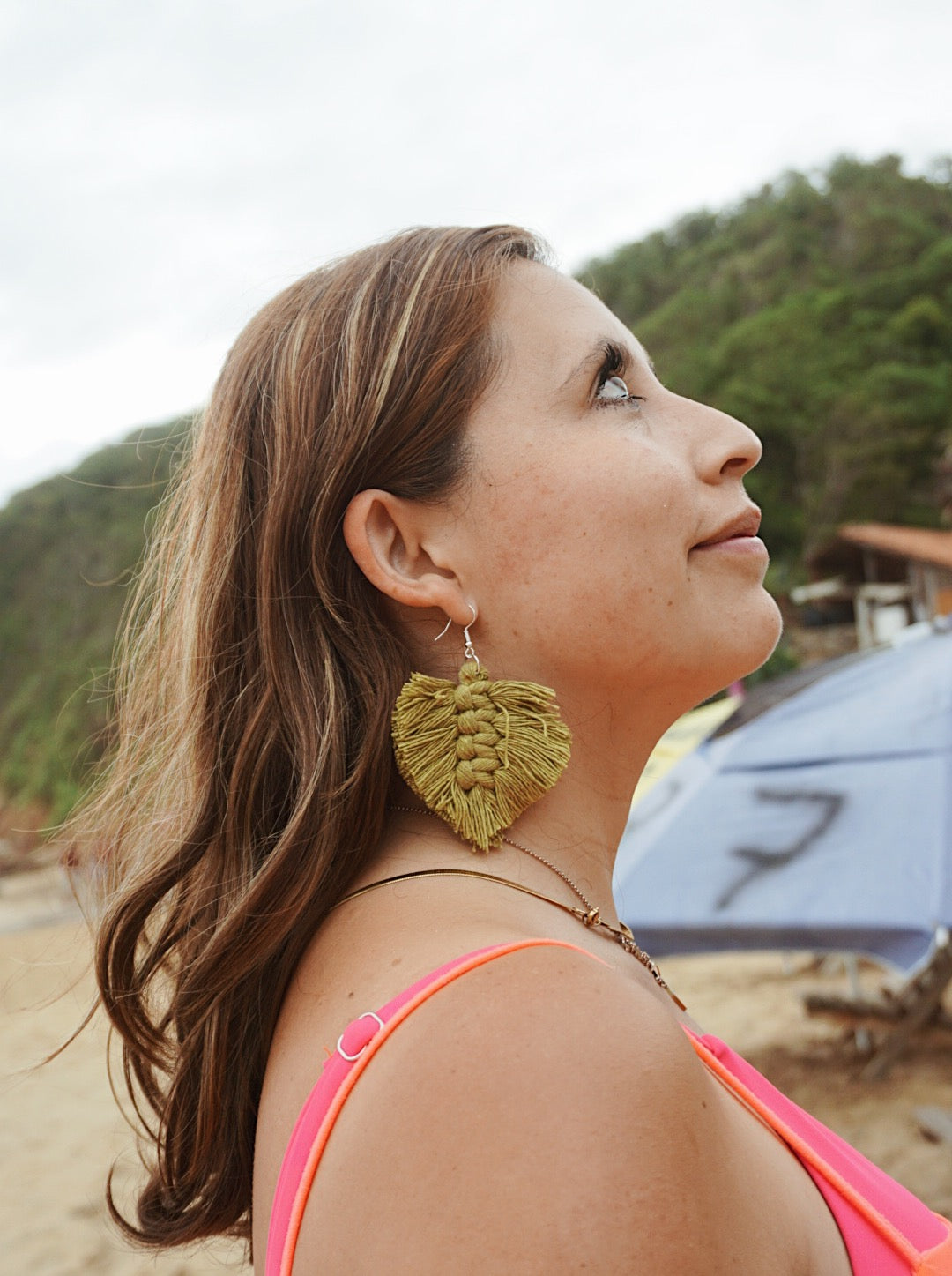 Aretes Pluma Macrame_Xinaxi