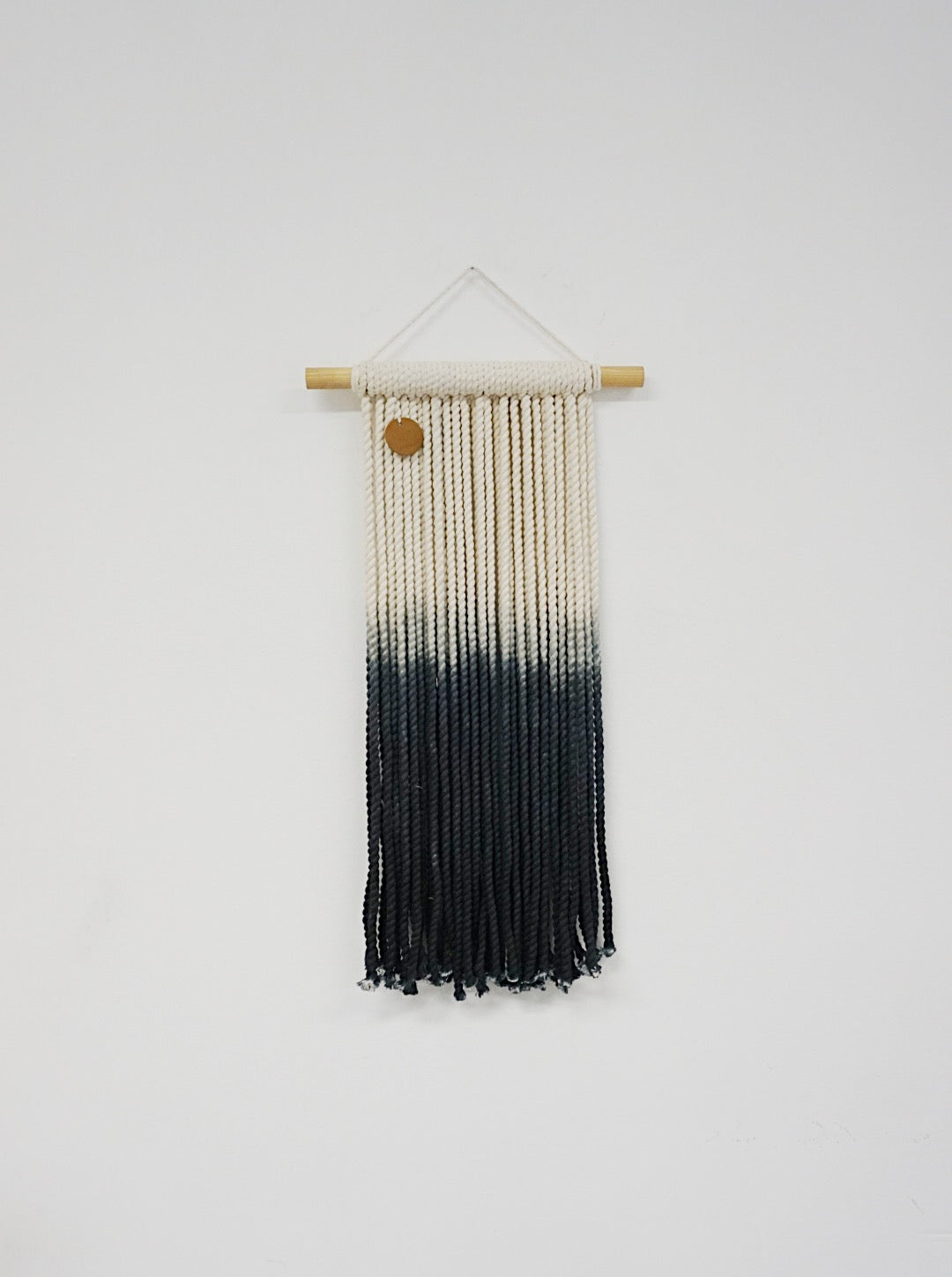 BELANA - Tapiz Macrame Teñido Mediano
