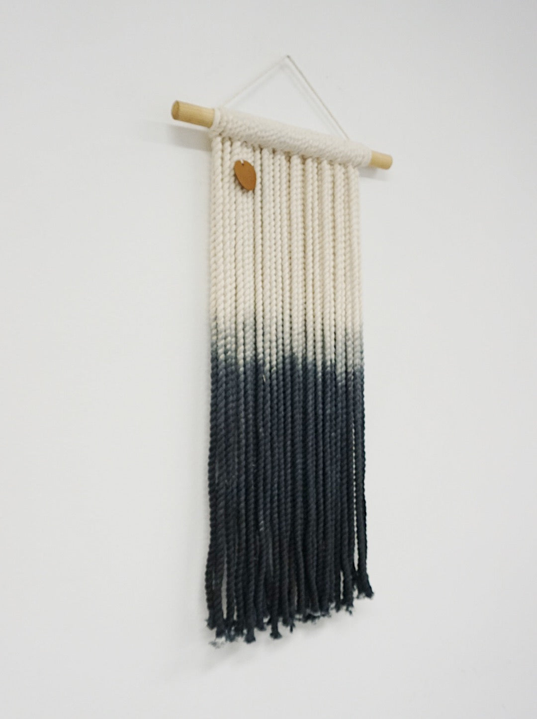 BELANA - Tapiz Macrame Teñido Mediano